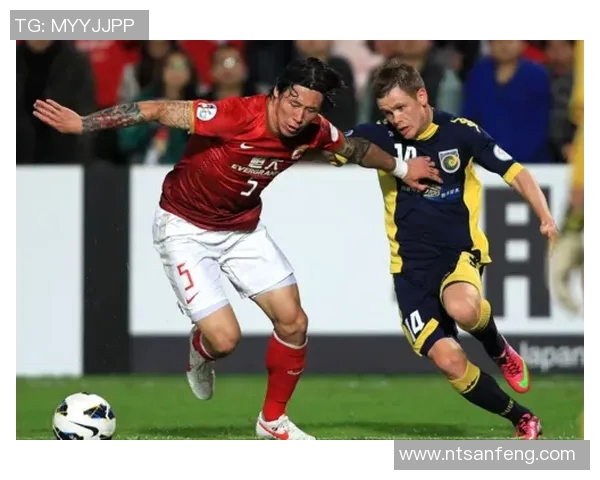 前交叉断裂的足球明星如何重返巅峰与职业生涯的挑战与希望