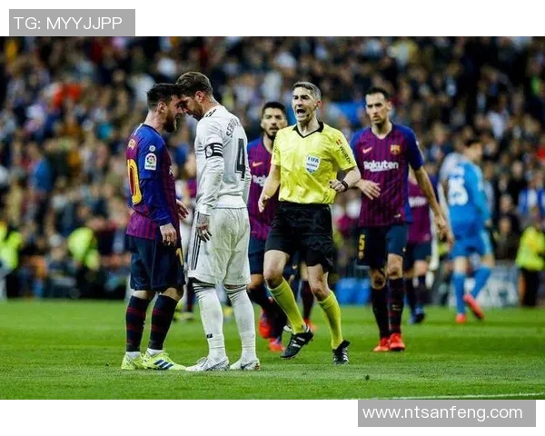 喜欢假摔的足球明星们如何在赛场上演绎戏剧化瞬间与争议时刻 喜欢假摔的足球明星们如何在赛场上演绎戏剧化瞬间与争议时刻